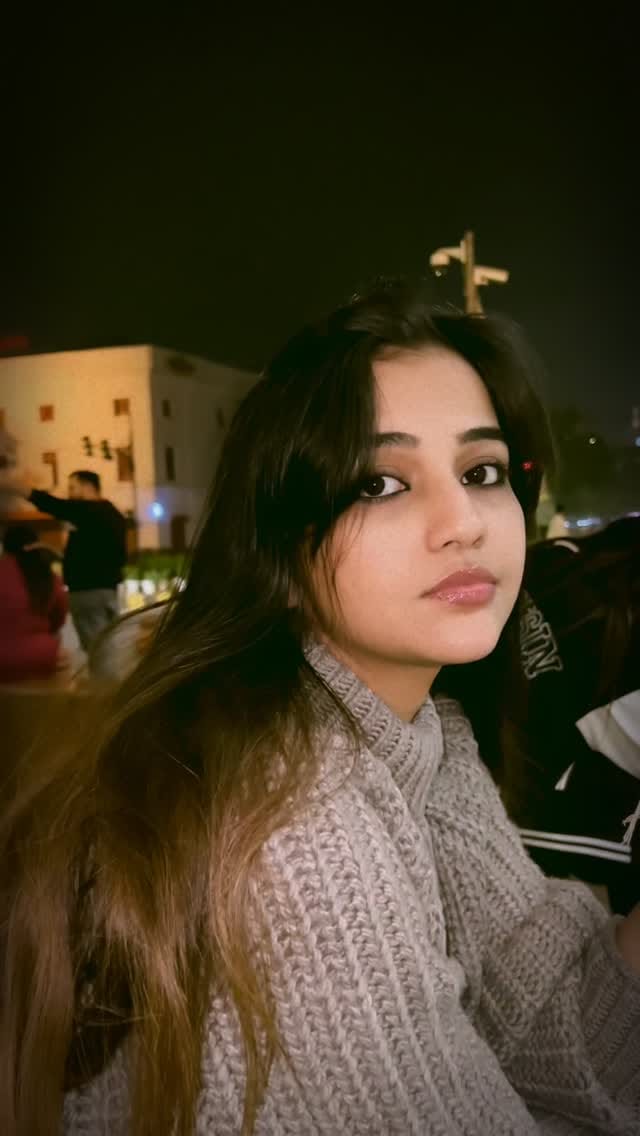 Post 8 by Parul Tiwari on Instagram (video)