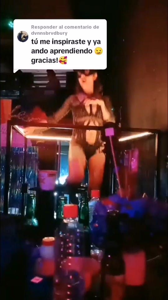Post 5 by La Flaca Dance👽 on TikTok (video)