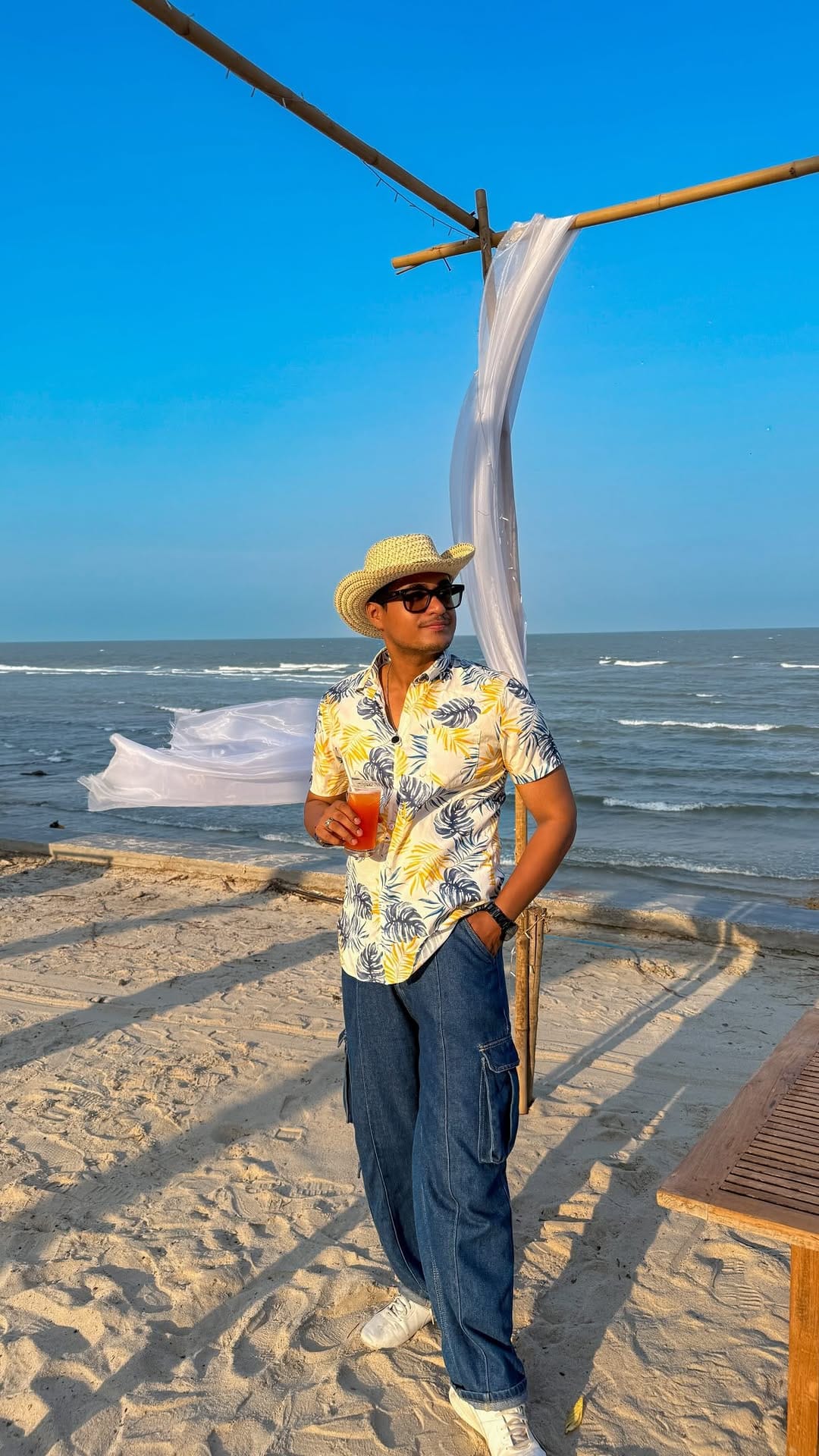 Post 8 by Satyajit Majumder on Instagram (video)