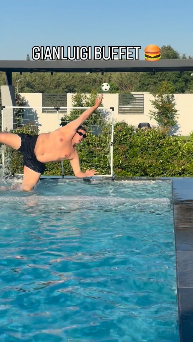 Post 6 by Amin Belhadj on Instagram (video)
