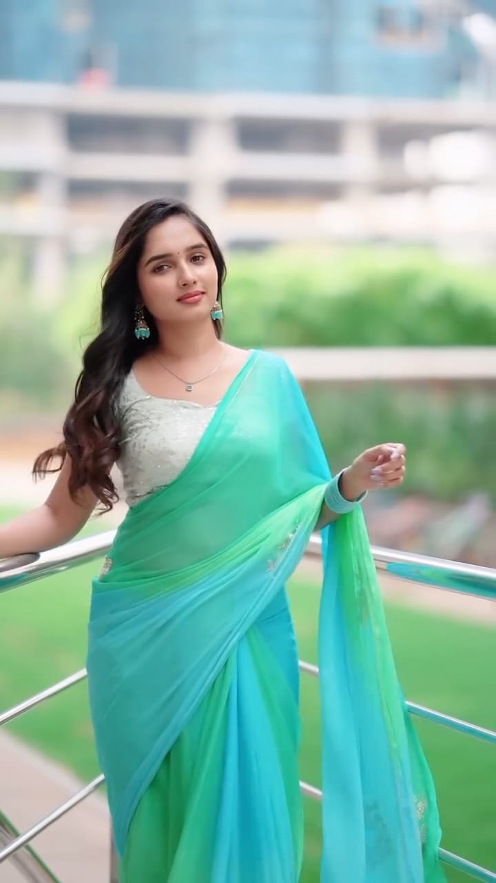 Post 2 by Prathyusha Panasa on Instagram (video)