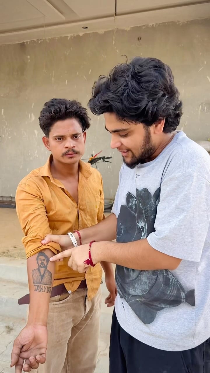 Post 5 by Manish GurjaR 🦅 on Instagram (video)