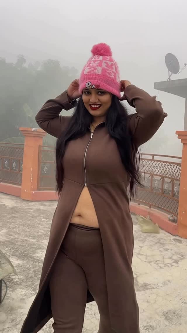Post 8 by Shreya Mayank Dixit on Instagram (video)