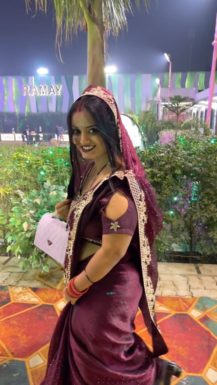 Post 10 by Shreya Mayank Dixit on Instagram (video)