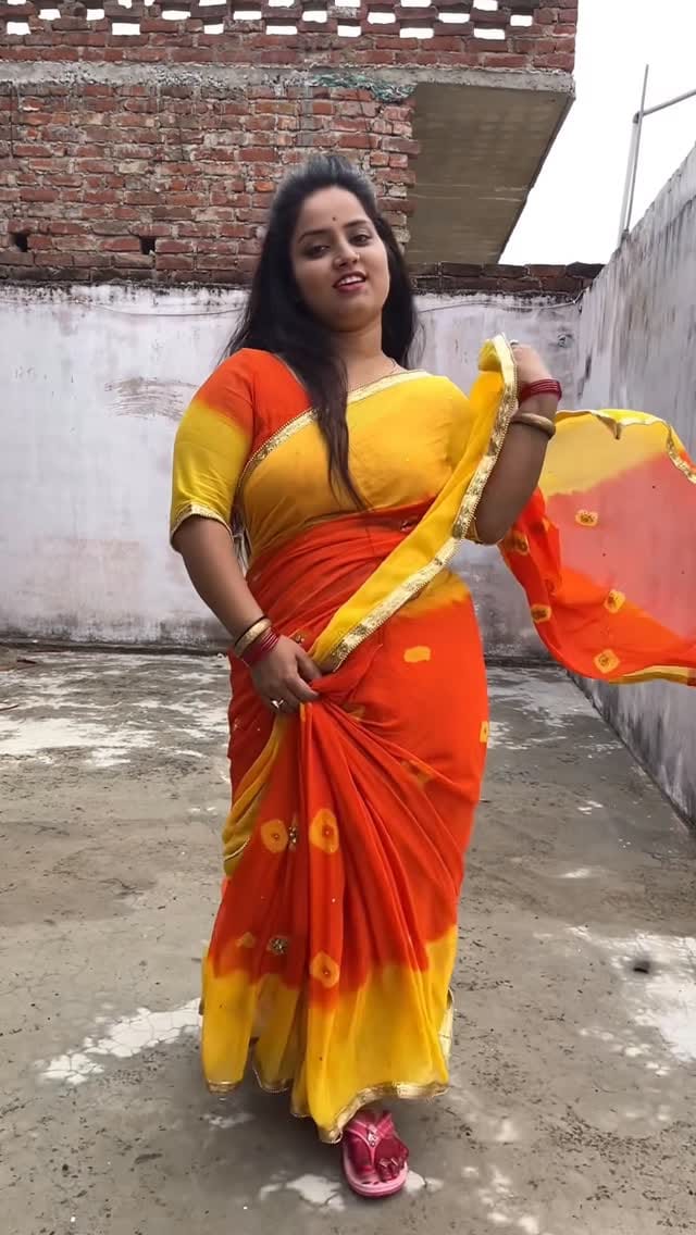 Post 3 by Shreya Mayank Dixit on Instagram (video)