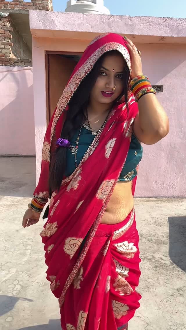 Post 9 by Shreya Mayank Dixit on Instagram (video)