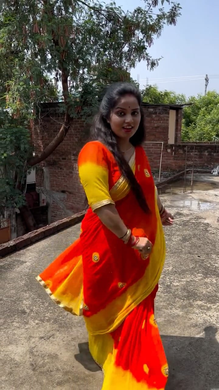 Post 1 by Shreya Mayank Dixit on Instagram (video)