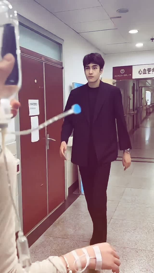 Post 4 by @b3ltoon_official on Instagram (video)