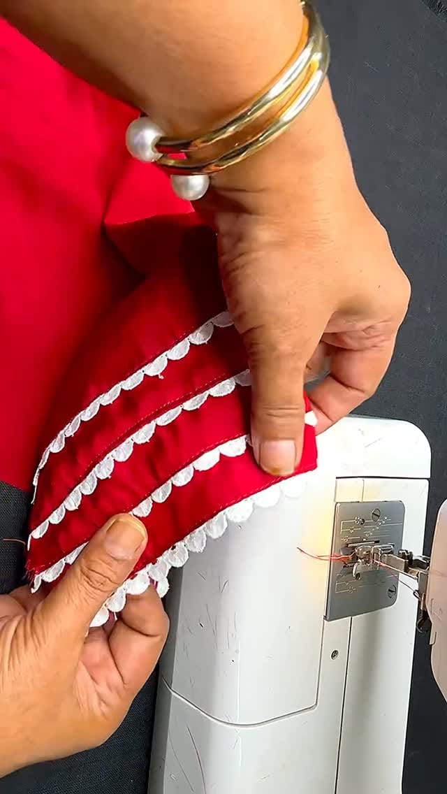 Post 5 by Reena Chauhan on Instagram (video)