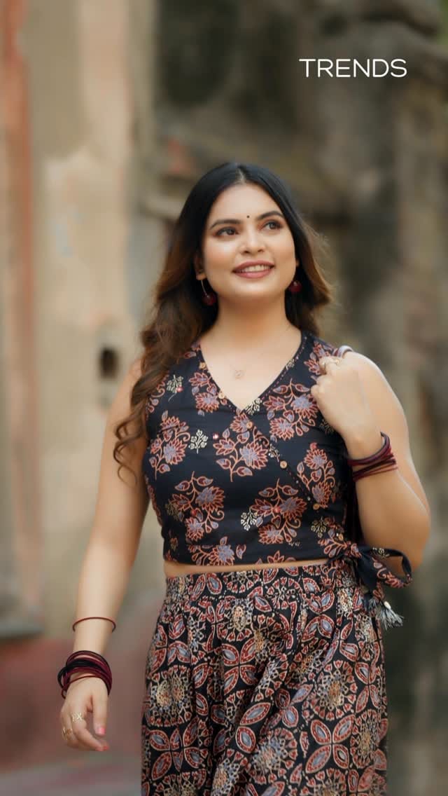 Post 6 by Esha Priyanka Das on Instagram (video)