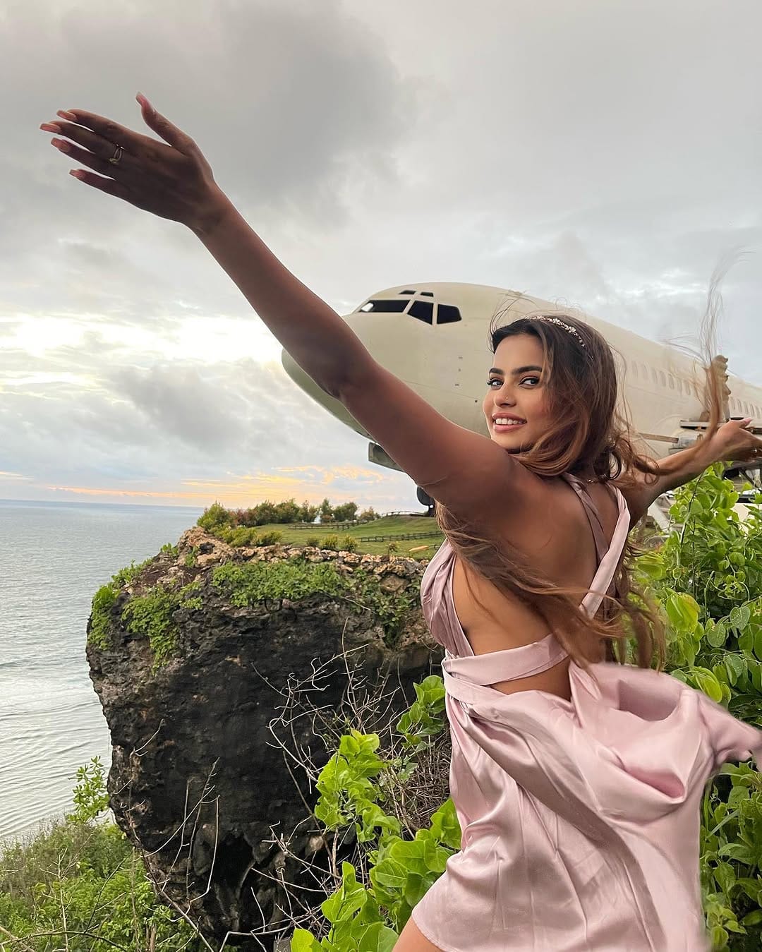 Post 9 by Esha Priyanka Das on Instagram (image)