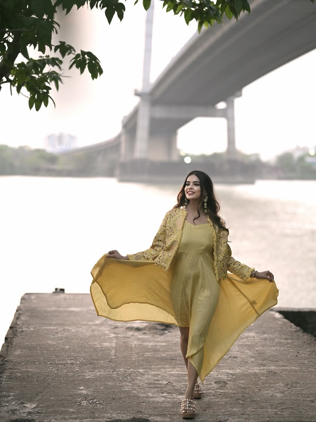 Post 2 by Esha Priyanka Das on Instagram (carousel)