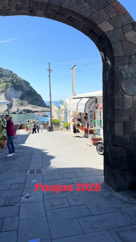 Post 9 by Ciaoischia.com ☀️ on TikTok (video)