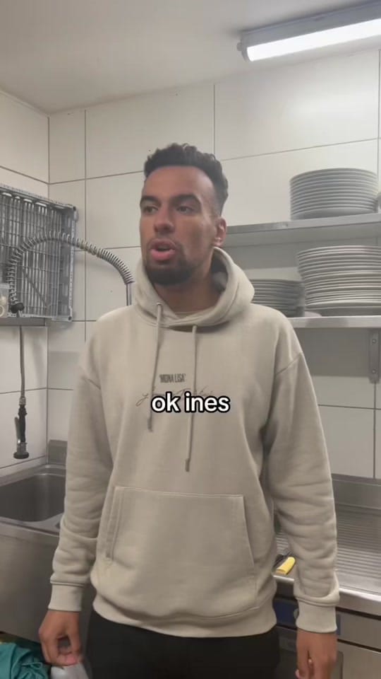 Post 10 by inespresley on TikTok (video)