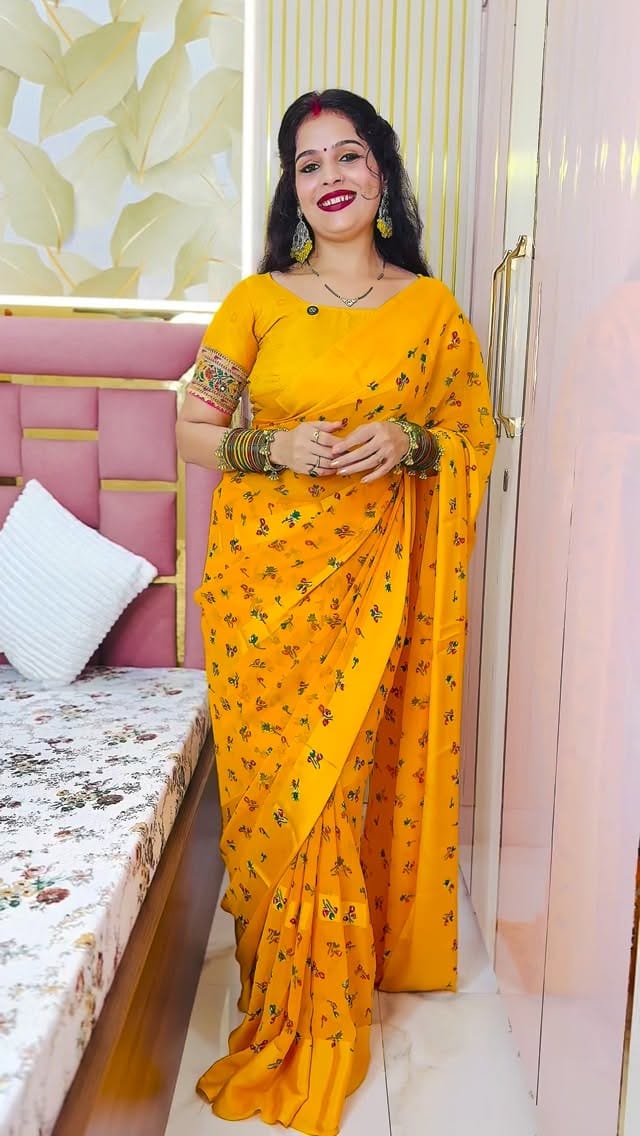 Post 6 by KOMAL Kumari on Instagram (video)