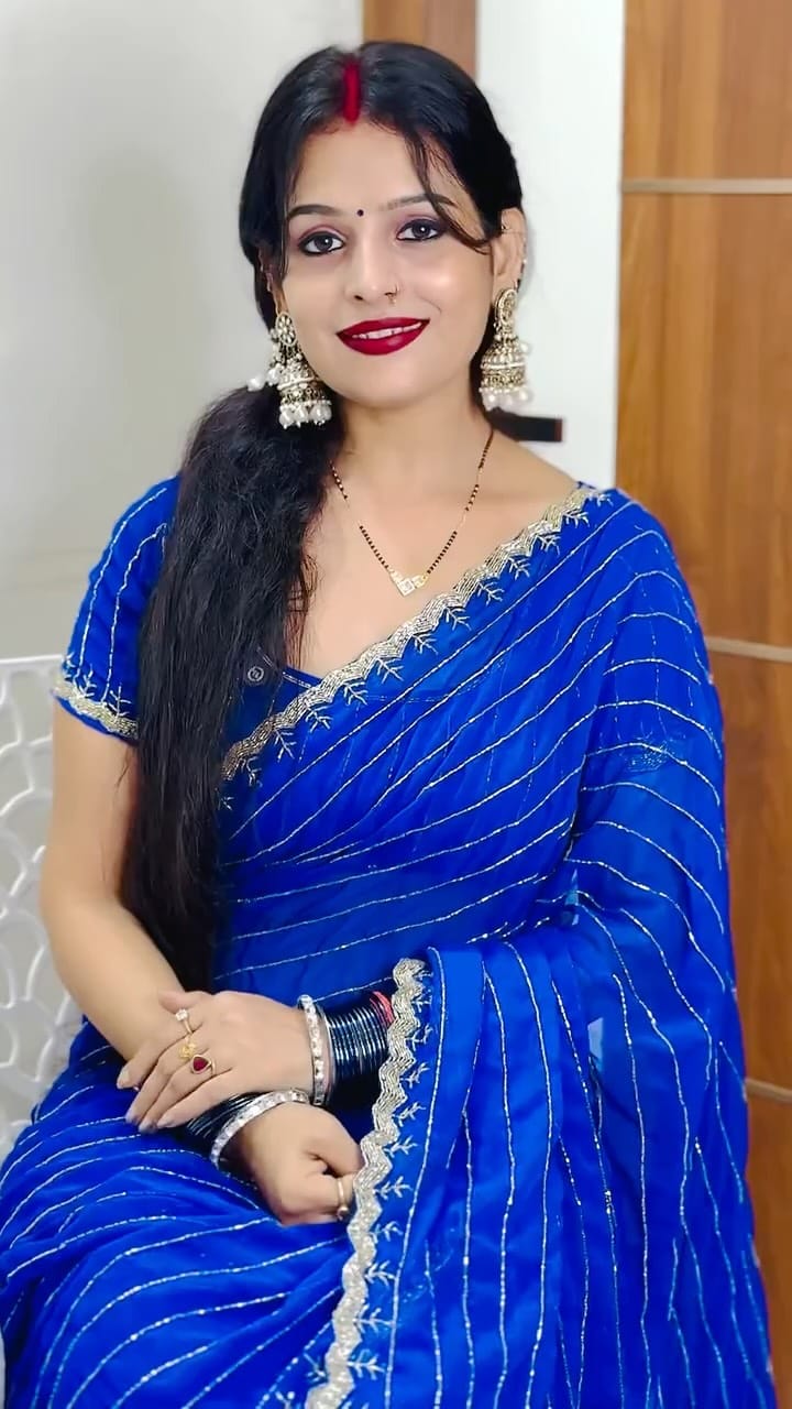 Post 7 by KOMAL Kumari on Instagram (video)