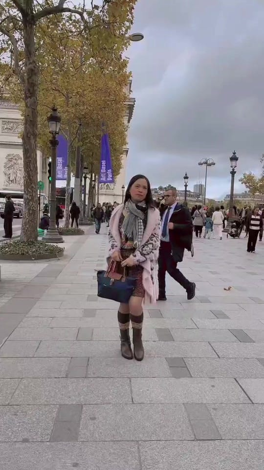 Post 1 by Gee Acarie on TikTok (video)