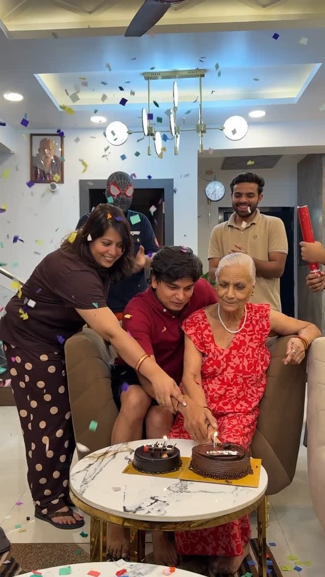 Post 8 by Naveen Singh on Instagram (video)