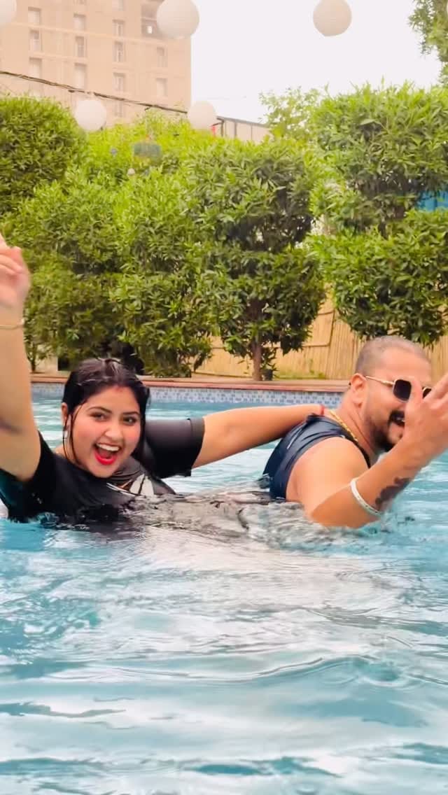 Post 7 by Priya singh on Instagram (video)