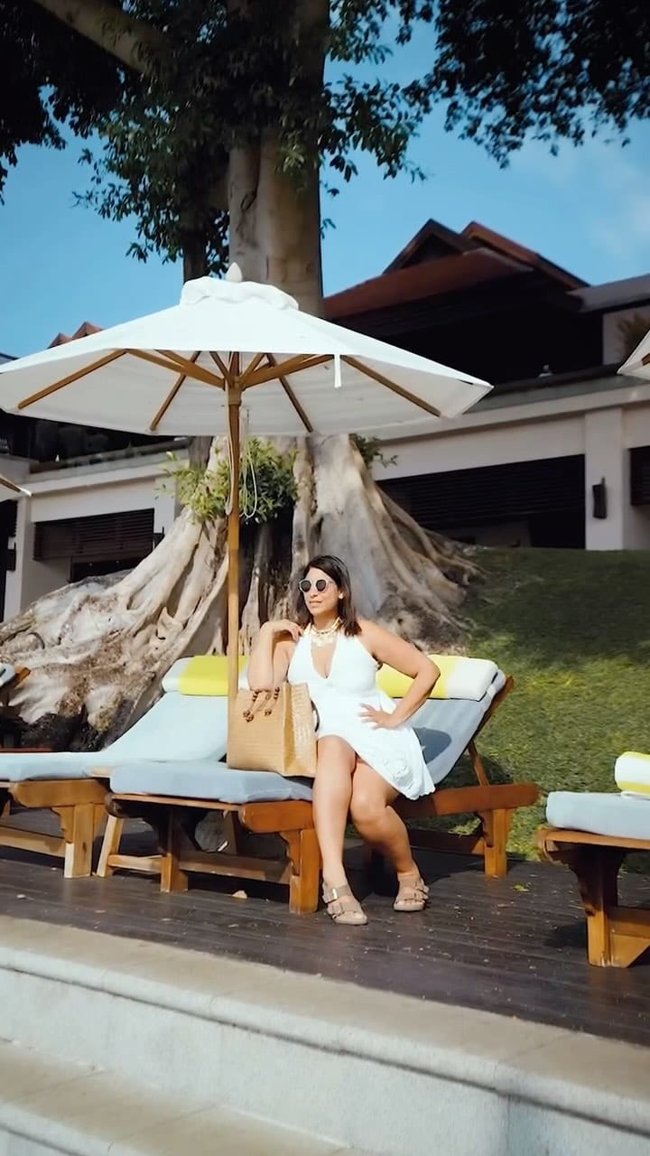 Post 10 by Sneha Arora on Instagram (video)