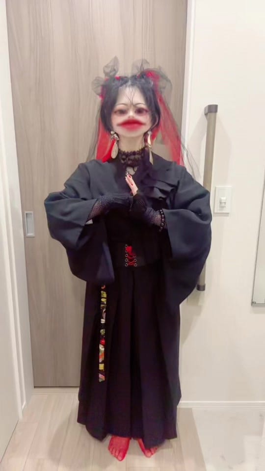 Post 3 by MAHO〔Chameleon Dancer〕 on TikTok (video)