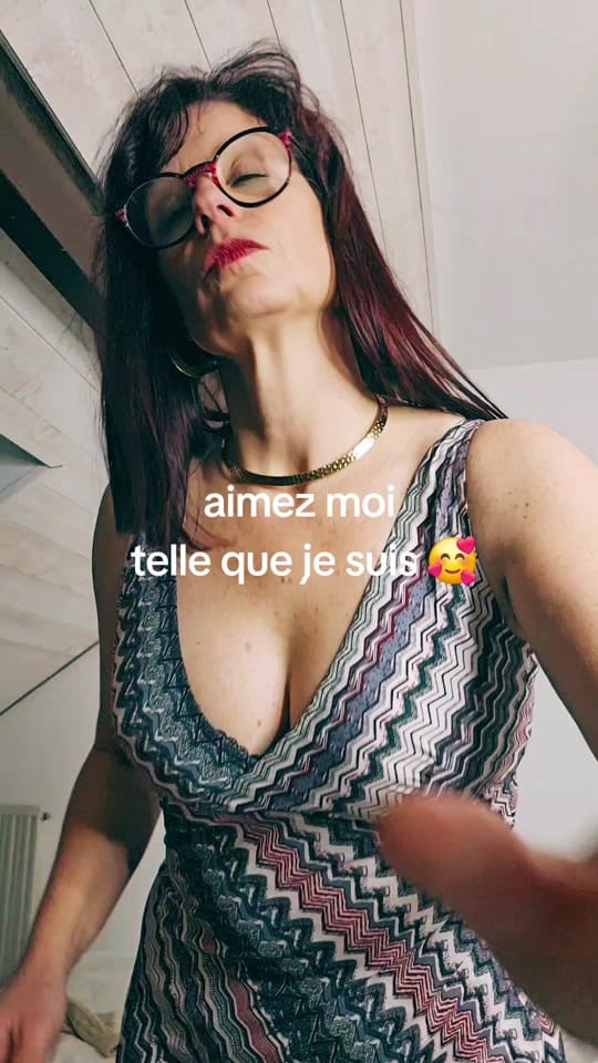 Post 10 by Louna on TikTok (video)