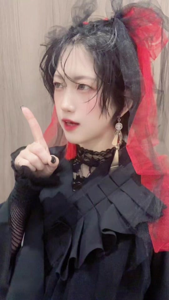 Post 4 by MAHO〔Chameleon Dancer〕 on TikTok (video)