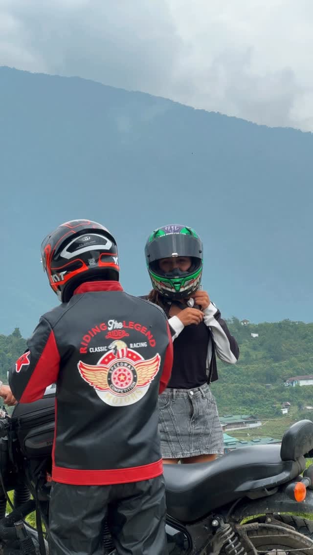 Post 1 by Javed Akhter on Instagram (video)