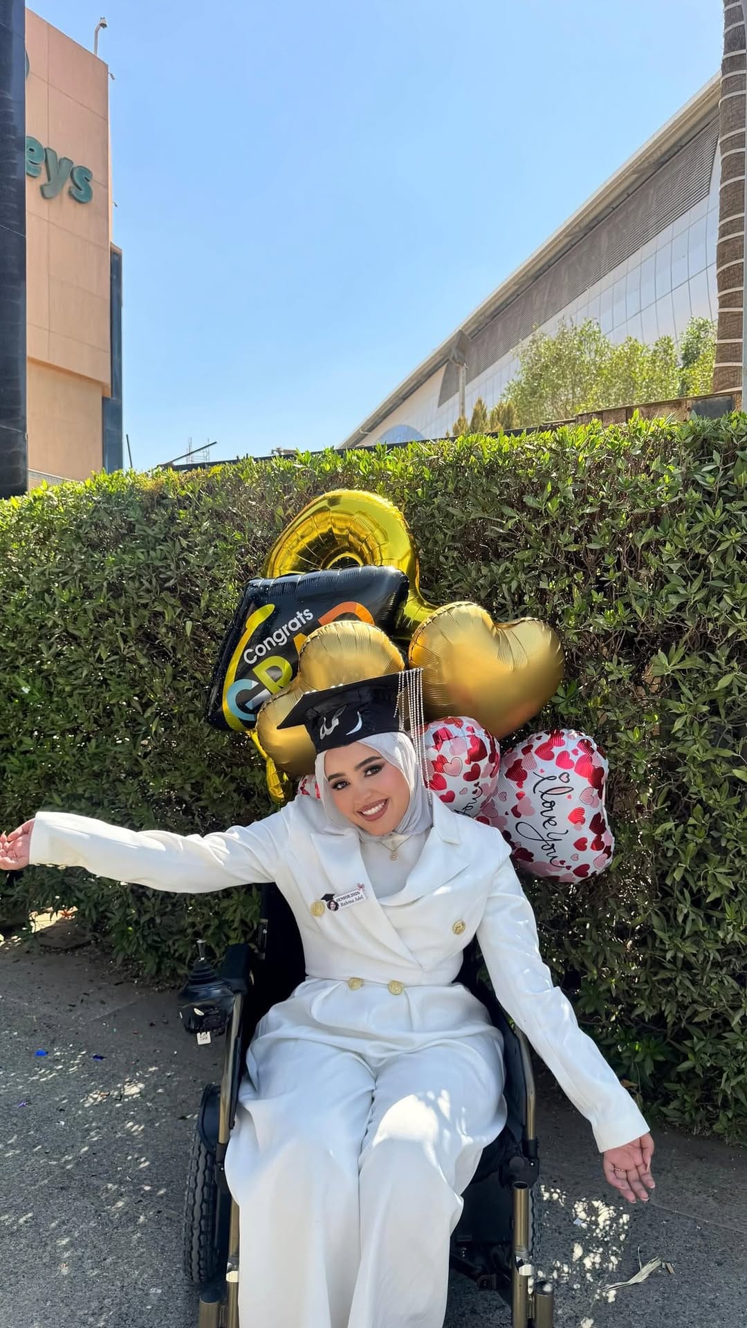 Post 4 by Rahma Adel | رحمة عادل on Instagram (video)