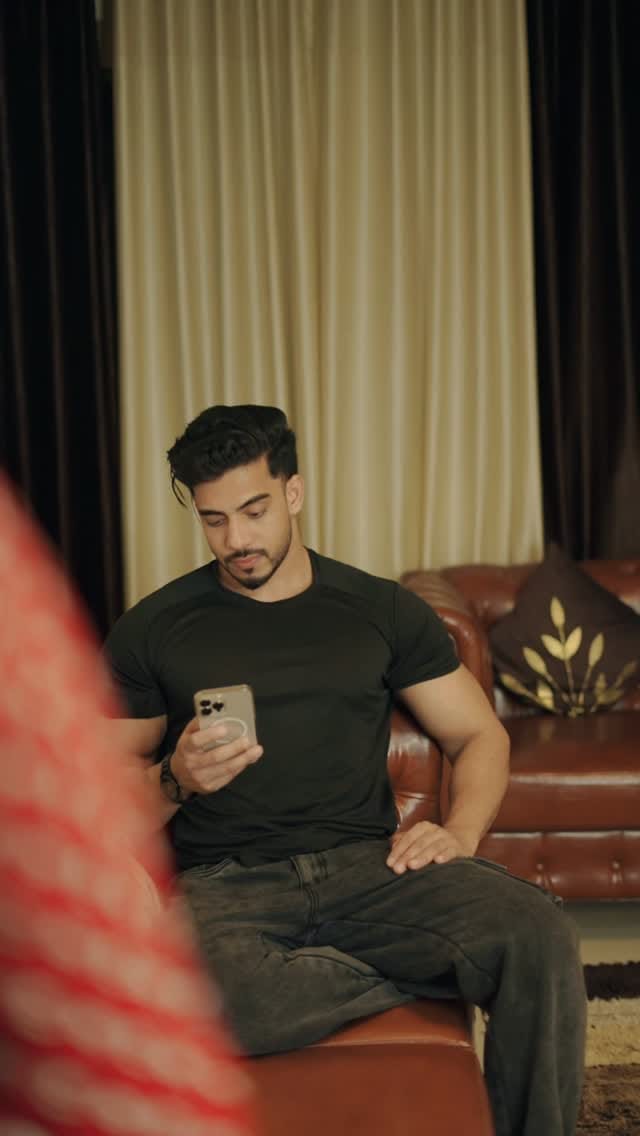 Post 7 by Vishal Bhatt on Instagram (video)