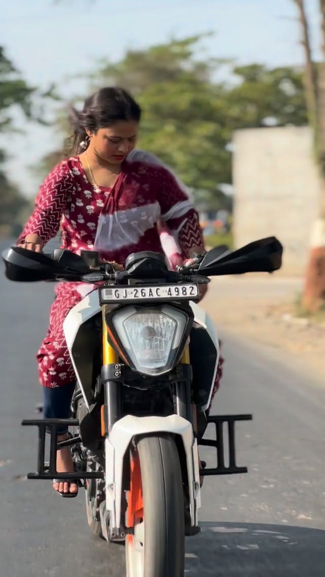 Post 2 by Sanjana Prasad on Instagram (video)