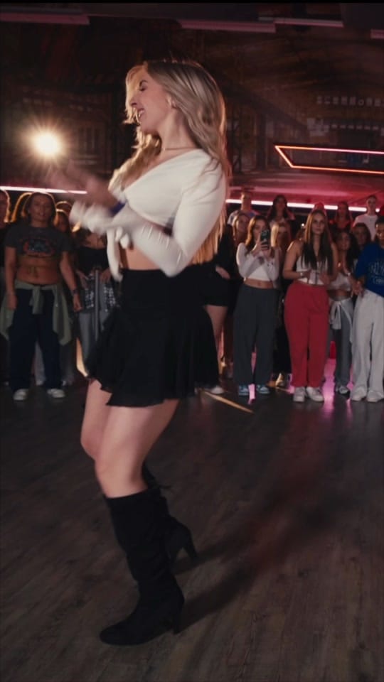 Post 8 by LEONIE ATHINA on TikTok (video)