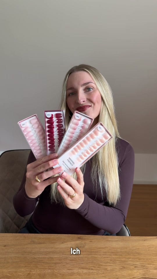 Post 2 by LEONIE ATHINA on TikTok (video)