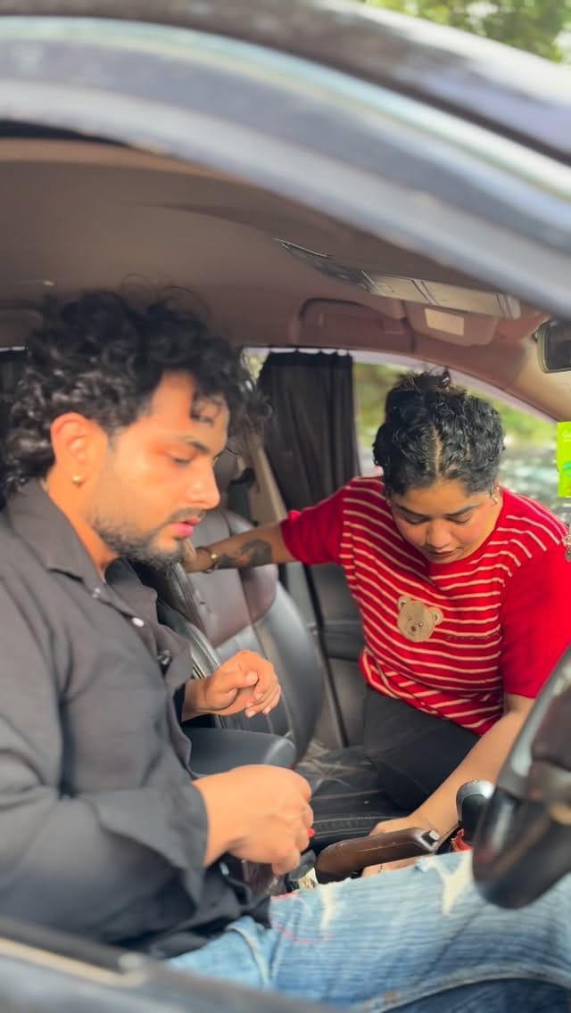 Post 1 by Nikita Gaikwad on Instagram (video)
