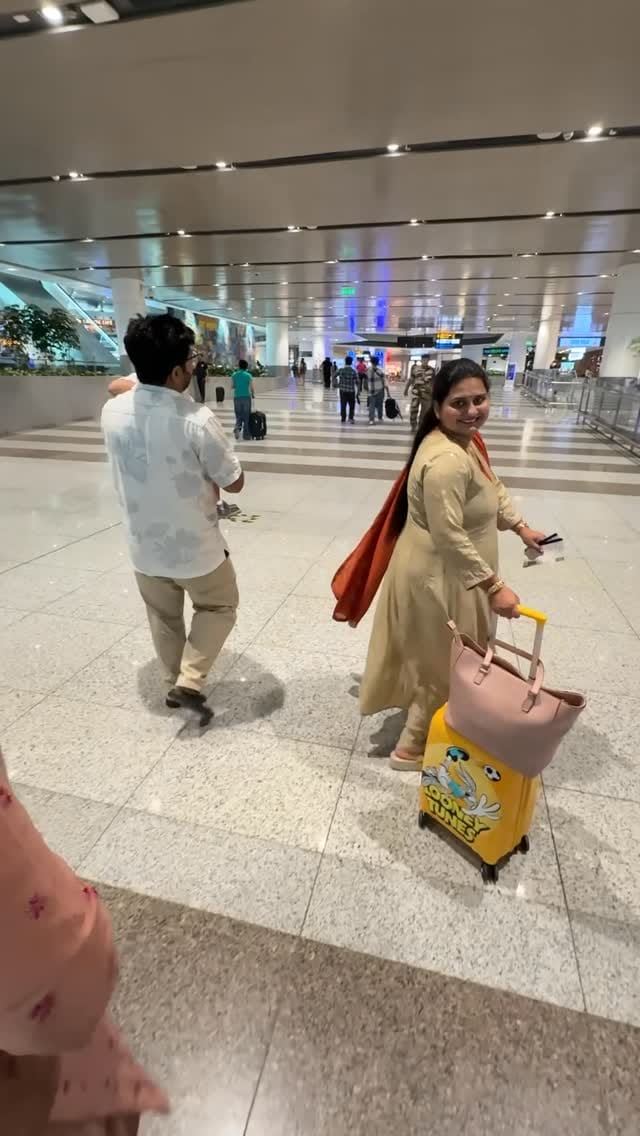 Post 2 by Priya Rao on Instagram (video)