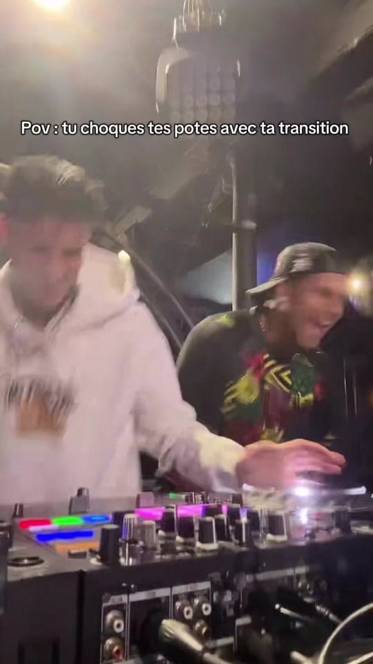 Post 8 by Djtitox on TikTok (video)