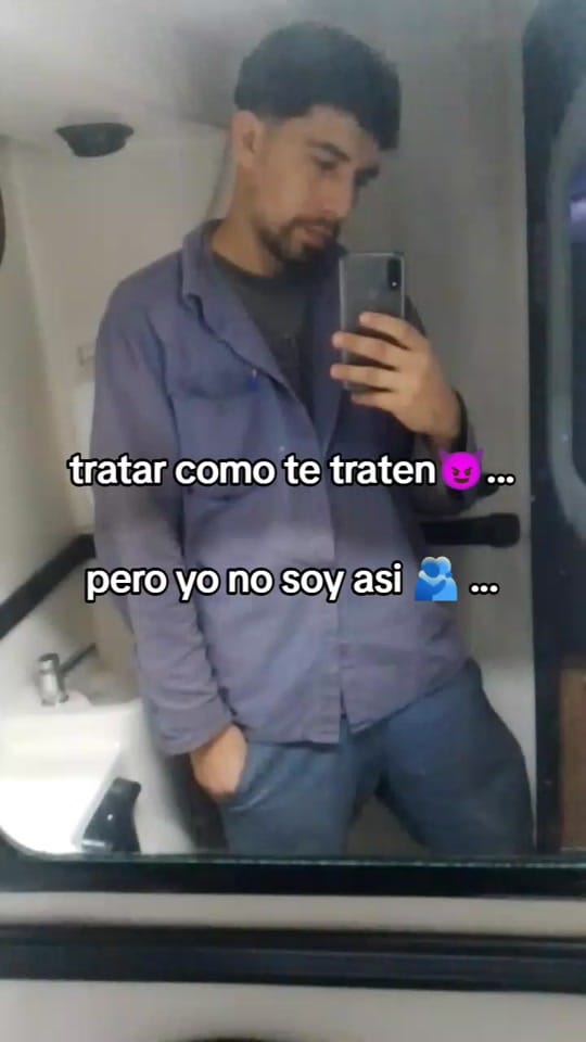 Post 4 by fefeland23 on TikTok (video)