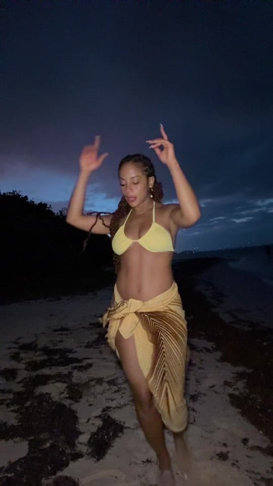 Post 10 by Lélé💫 on TikTok (video)