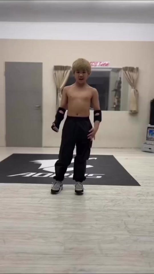 Post 1 by streetdance_connection on TikTok (video)