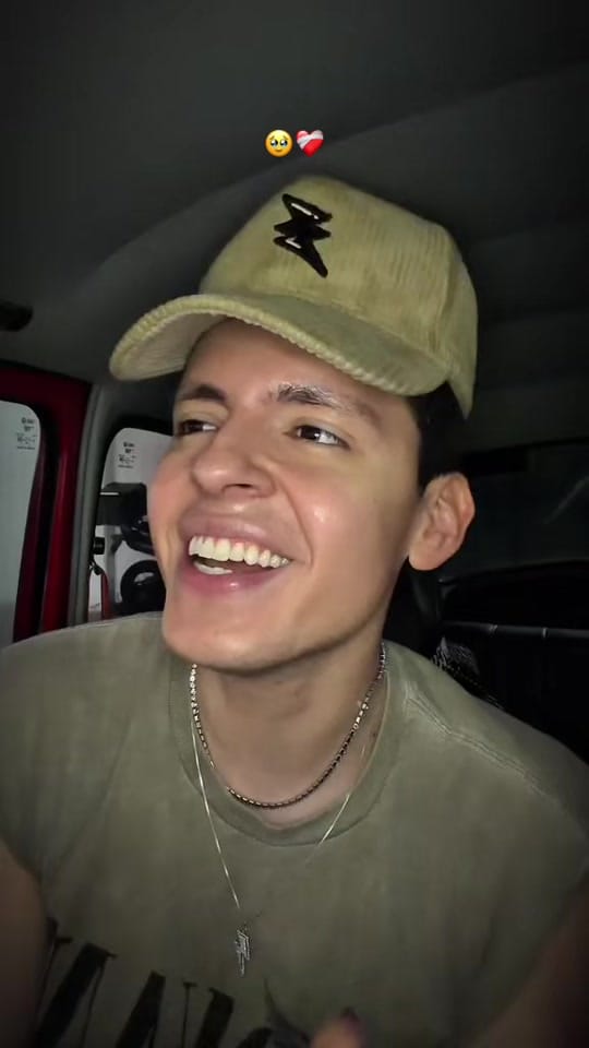 Post 2 by Kenji “El Rayo” on TikTok (video)