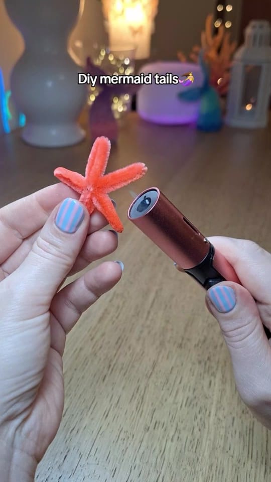 Post 6 by KITSCHY FLORE on TikTok (video)