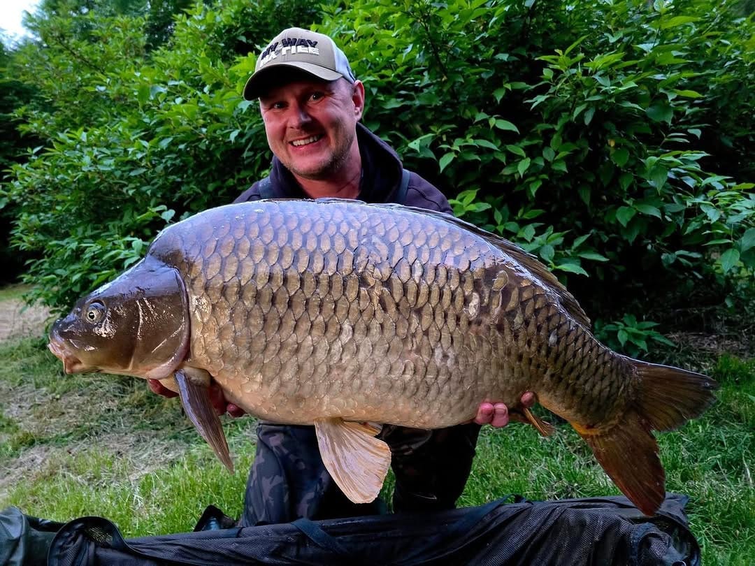 Post 1 by Nutrabaits on Instagram (carousel)
