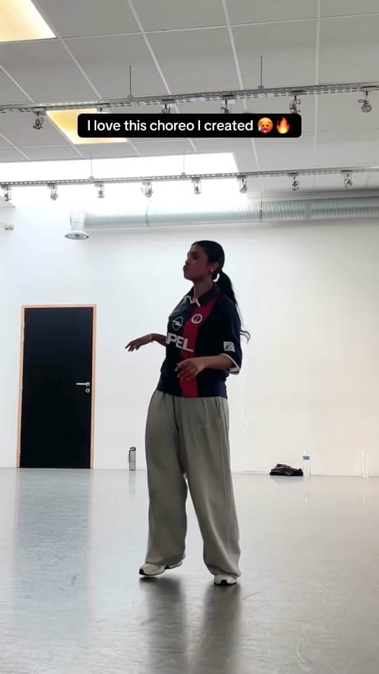 Post 4 by USHA JEY on TikTok (video)