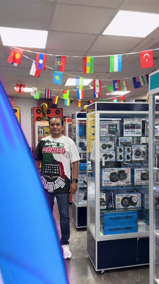 Post 1 by All Audio Querétaro on TikTok (video)