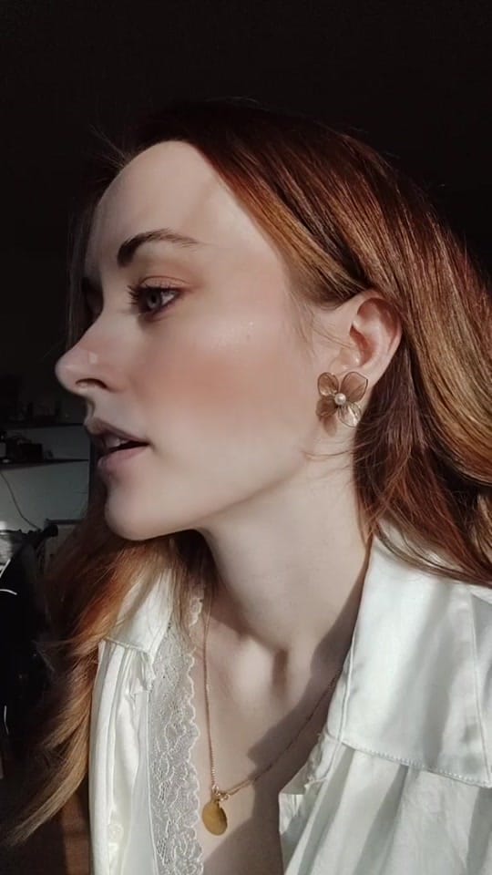 Post 2 by Ines Ghislain on TikTok (video)