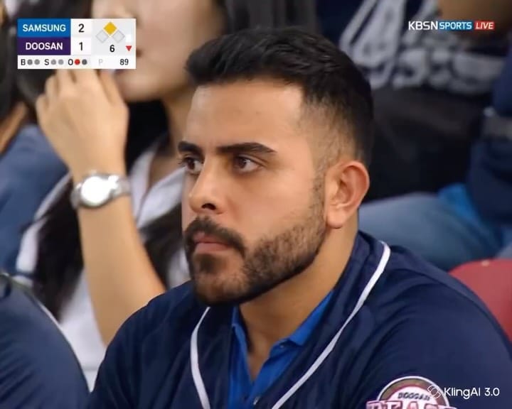 Post 4 by Humoud Alfadhli on Instagram (video)