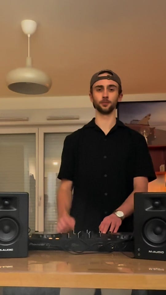 Post 1 by valtimo_music on TikTok (video)