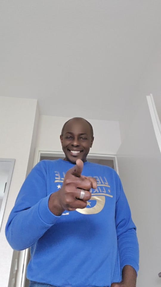 Post 6 by Junior De L'amour on TikTok (video)