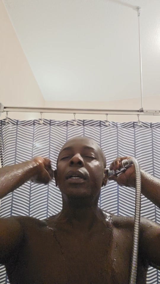 Post 9 by Junior De L'amour on TikTok (video)