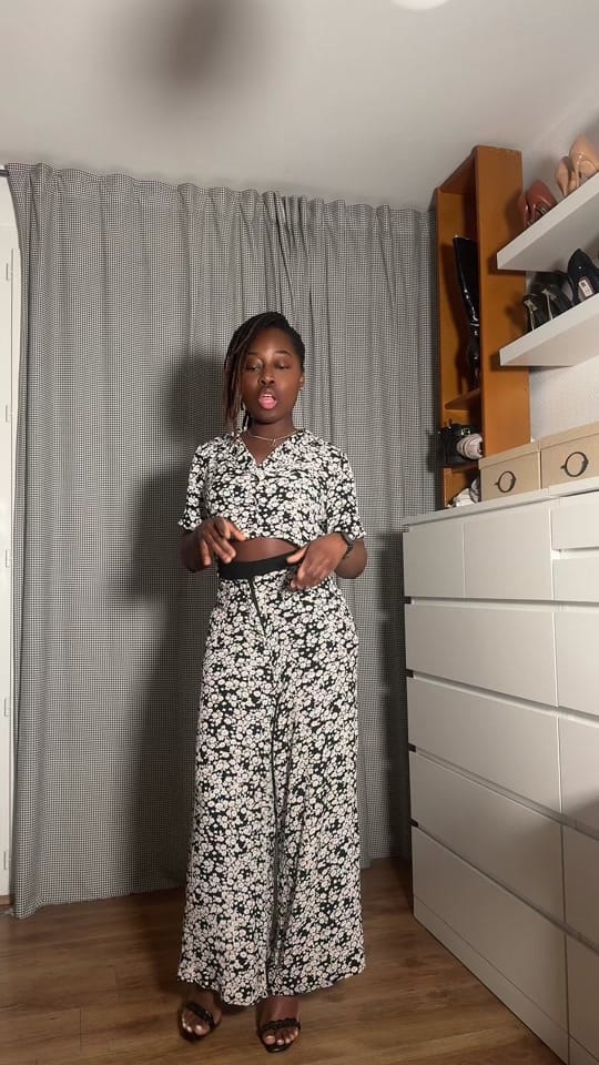 Post 7 by Holmess fun on TikTok (video)